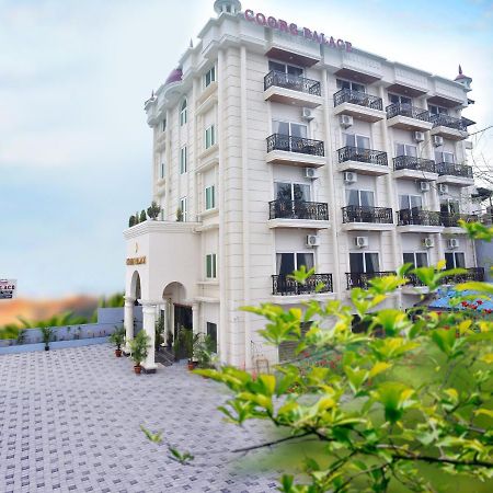 Hotel Coorg Palace Madikeri Luaran gambar