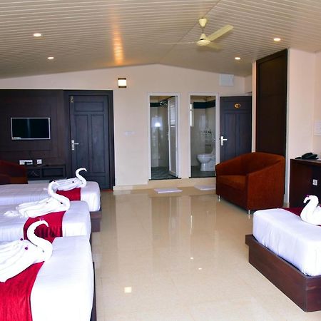 Hotel Coorg Palace Madikeri Luaran gambar