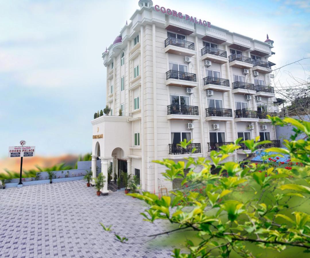 Hotel Coorg Palace Madikeri Luaran gambar