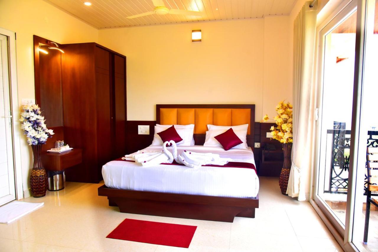 Hotel Coorg Palace Madikeri Luaran gambar