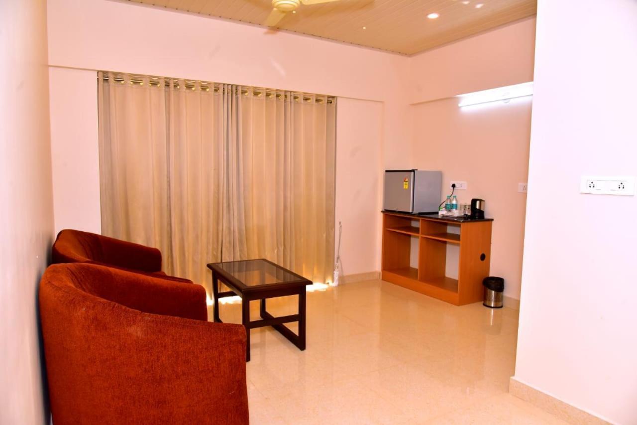 Hotel Coorg Palace Madikeri Luaran gambar