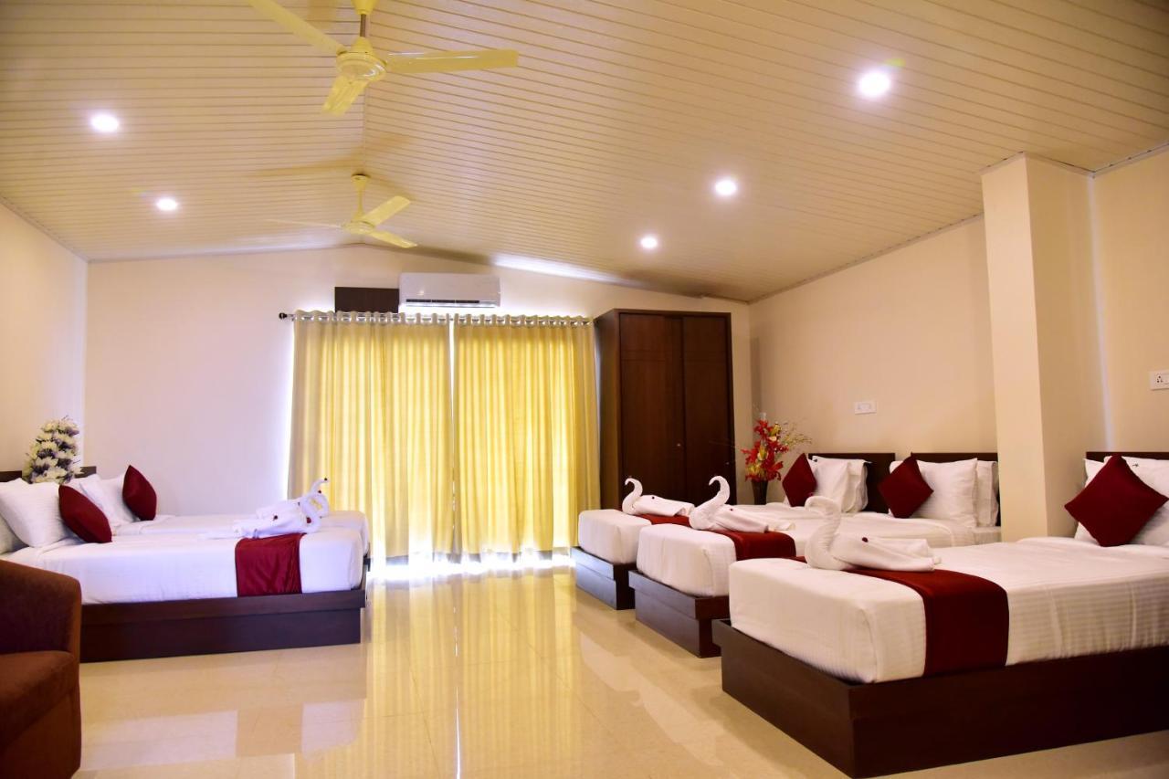 Hotel Coorg Palace Madikeri Luaran gambar